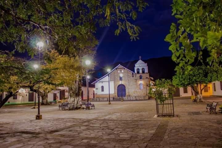 Hotel Colonial San Felipe Girón Exteriör bild